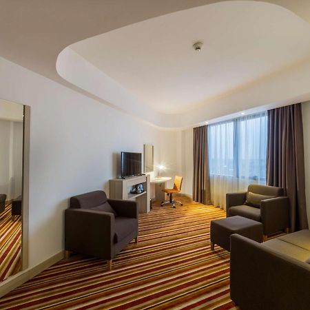 Hotel Hampton By Hilton Iasi Exterior foto