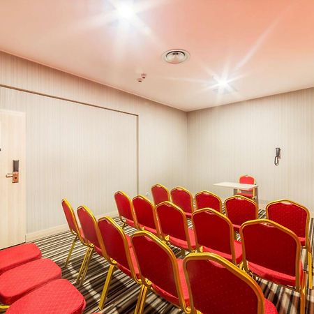 Hotel Hampton By Hilton Iasi Exterior foto